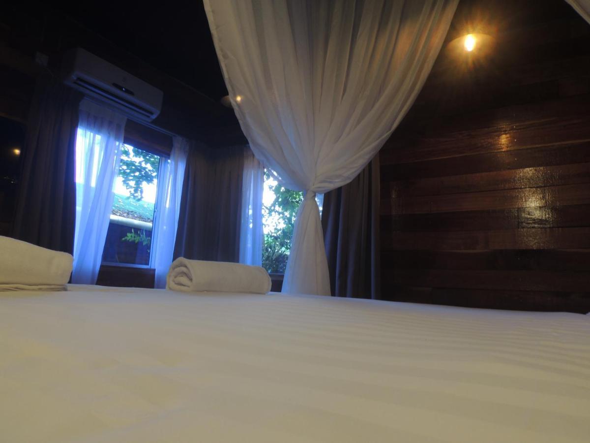 Utan Teluk Nipah Villa Pekan Pangkor Exterior photo
