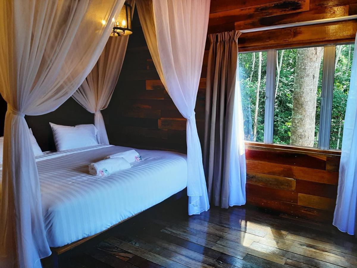 Utan Teluk Nipah Villa Pekan Pangkor Exterior photo